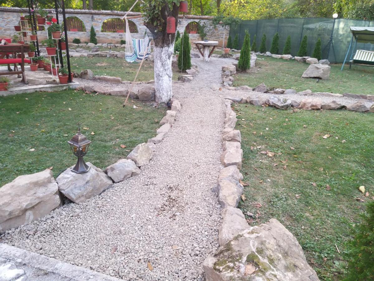 Къща За Гости "Там Край Реката " Slivek Bagian luar foto