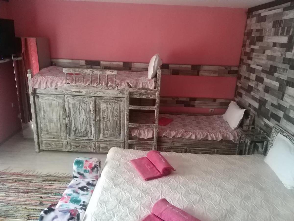 Къща За Гости "Там Край Реката " Slivek Bagian luar foto