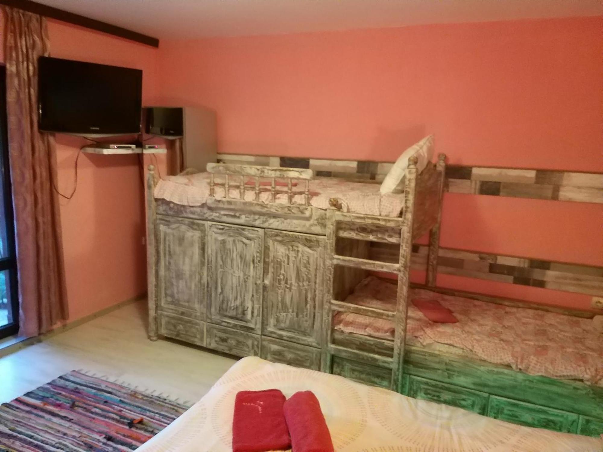 Къща За Гости "Там Край Реката " Slivek Ruang foto
