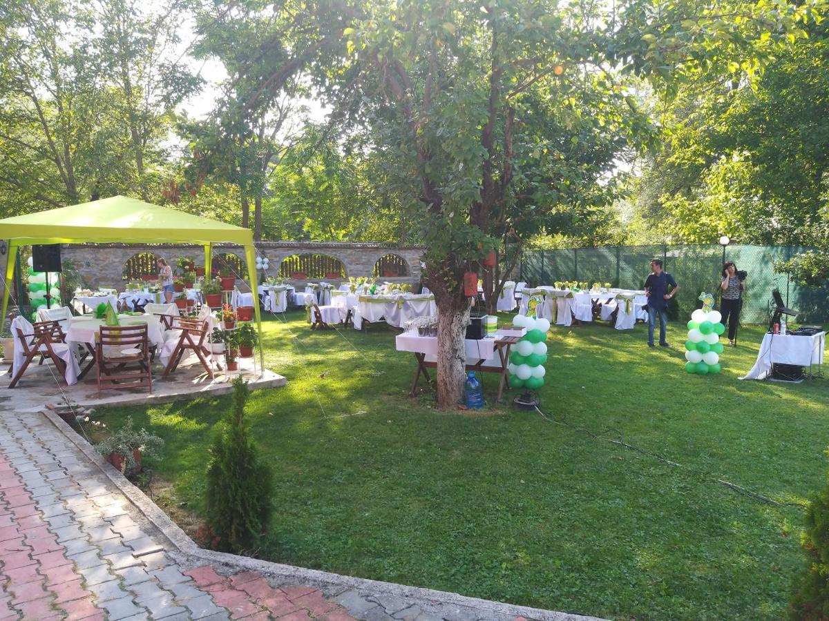 Къща За Гости "Там Край Реката " Slivek Bagian luar foto